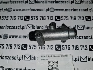 046839 MERLO cylinder pompka 