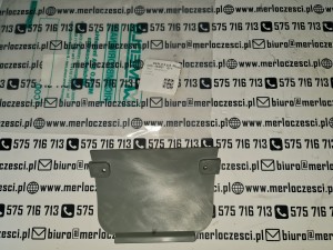 084857 MERLO Drzwiczki wlew płynu hamulcowego