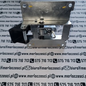 099898 Merlo zamek 