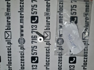 085504 MERLO  Śruba