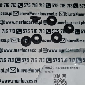 058572 MERLO tuleja 