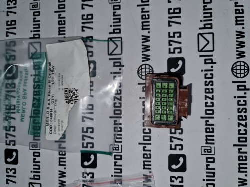 046514  MERLO styk złączka materiał elektryczny wtyczka wtyk.jpg