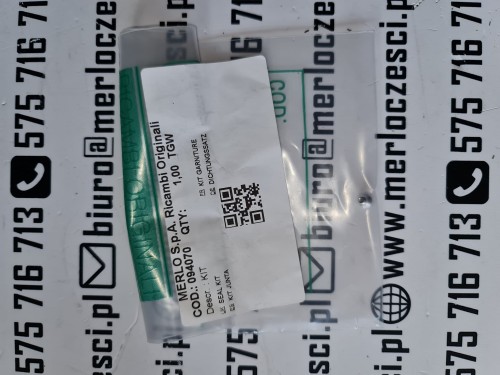 094070 MERLO śruba montażowa do gniazd osprzętu.jpg