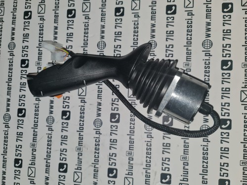 126957 Merlo joystick (1).jpg