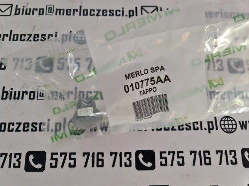 010775AA Merlo korek.jpg