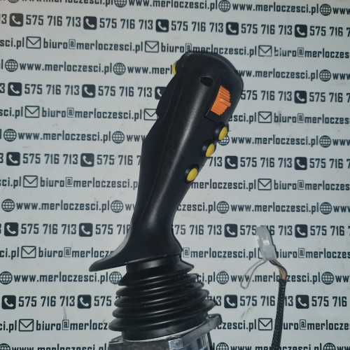 126958 Merlo joystick (1).jpg